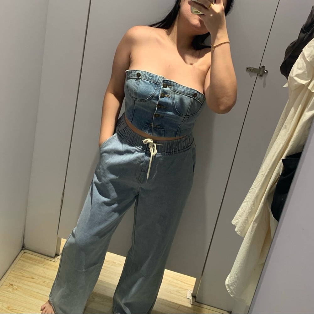 Denim strapless top